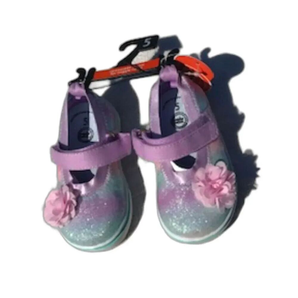 Baby Girl's Size: 5 Pom Pom Sneakers . Wonder Nation . New w/ Tag